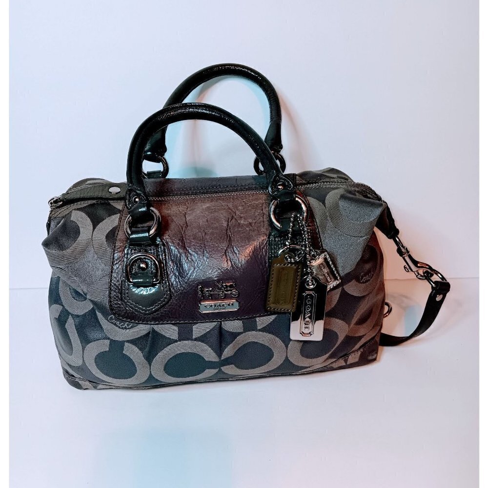 Coach Sabrina Madison Op Art Signature Tote Bag